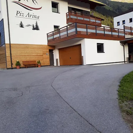 Piz Arina *